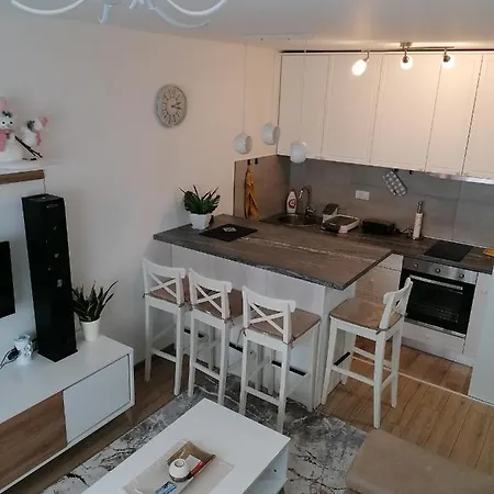 Ketigo Lux Копаоник